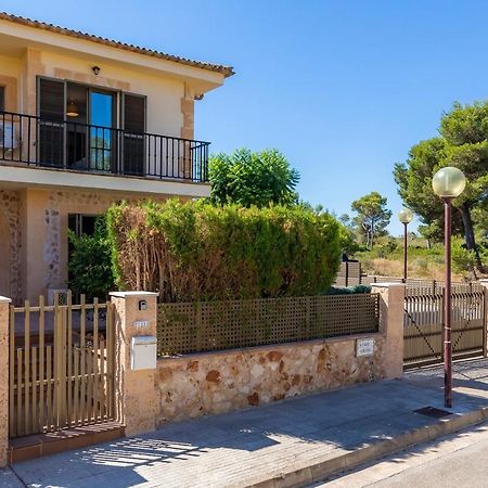 Casa Jordi Villa กันปิกาฟอร์ต ภายนอก รูปภาพ
