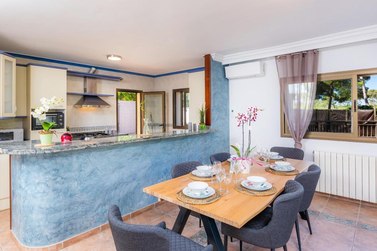 Casa Jordi Villa กันปิกาฟอร์ต ภายนอก รูปภาพ