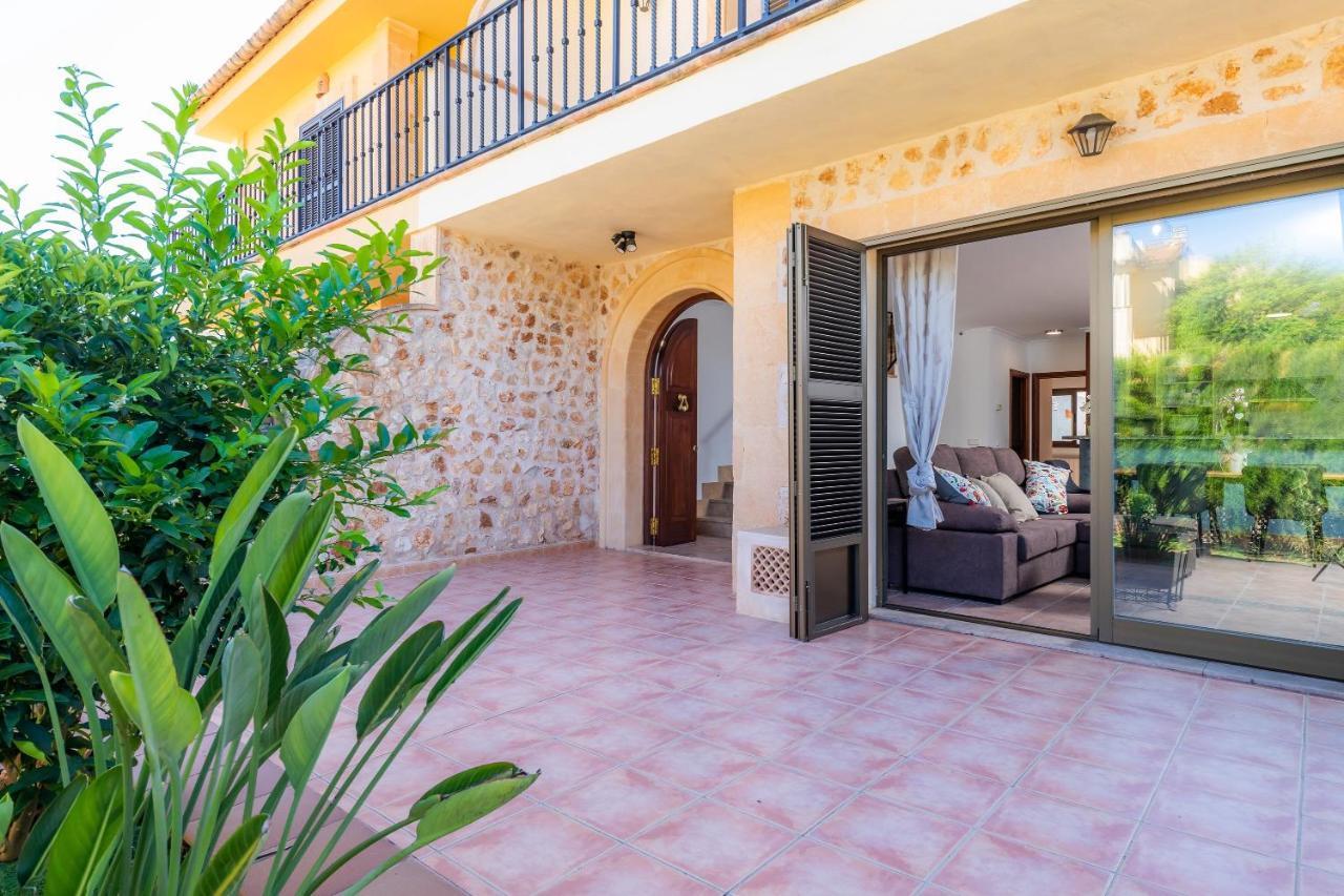 Casa Jordi Villa กันปิกาฟอร์ต ภายนอก รูปภาพ
