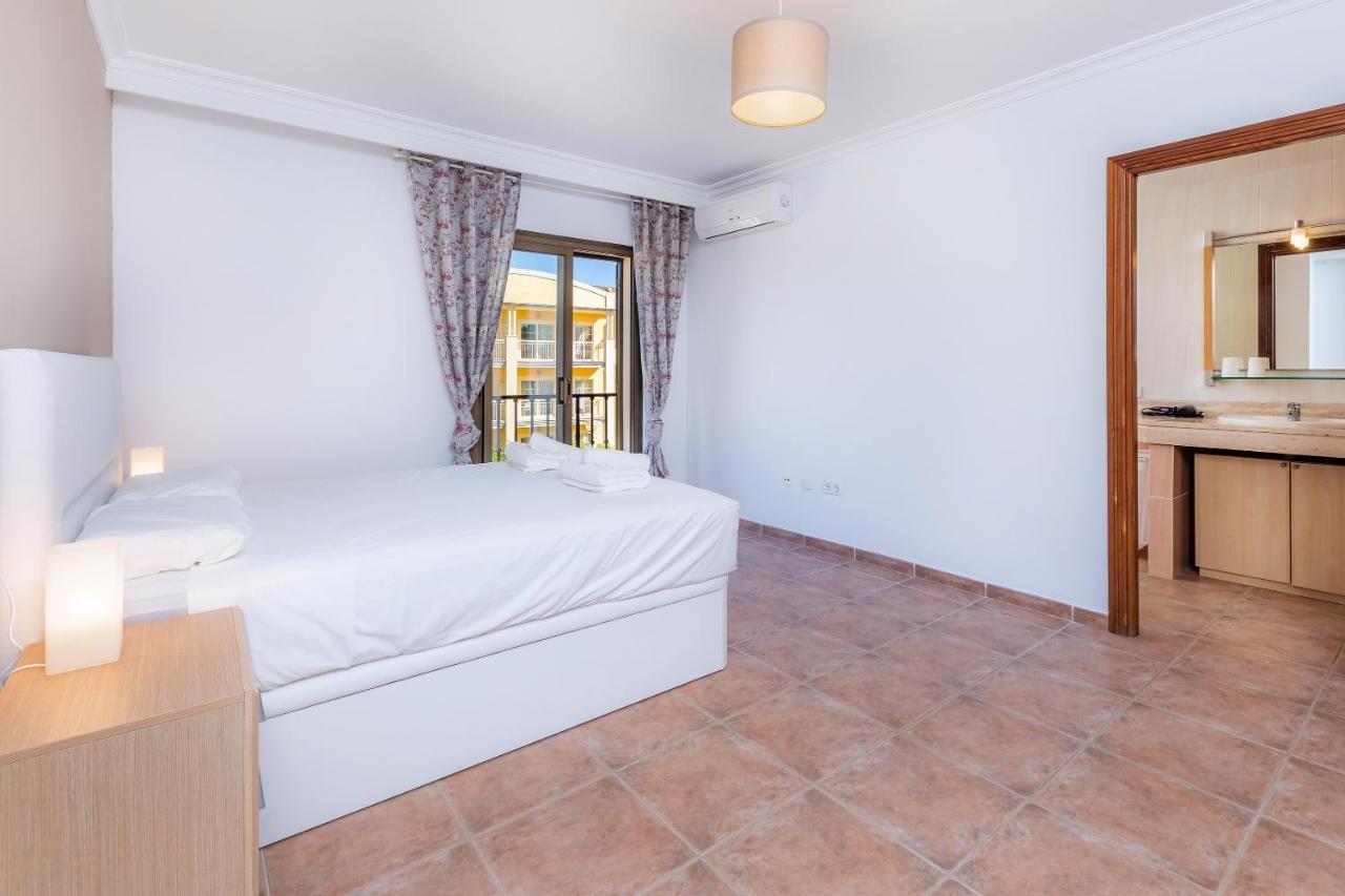 Casa Jordi Villa กันปิกาฟอร์ต ภายนอก รูปภาพ